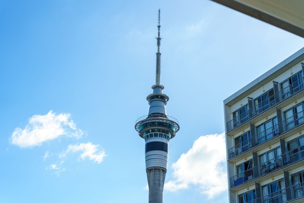Currently rented, 2 beds 1 bath apartment, Walking distance to Auckland Art Gallery and Victoria Park, 824/72 Nelson Street, Auckland Central, Auckland
