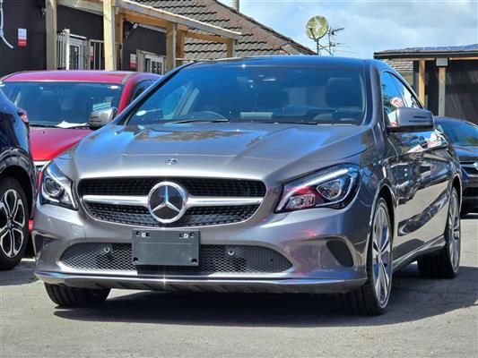 2018 Mercedes-Benz CLA 220 **Sunroof**Cruise Control**Fully Leather & Heating Seats**Electric & Memory Seats**Blindspot Detection**Parking Sensors**Reversing Camera** Sedan Automatic, 5 seats, Petrol, 1,991 cc, 77,469 km