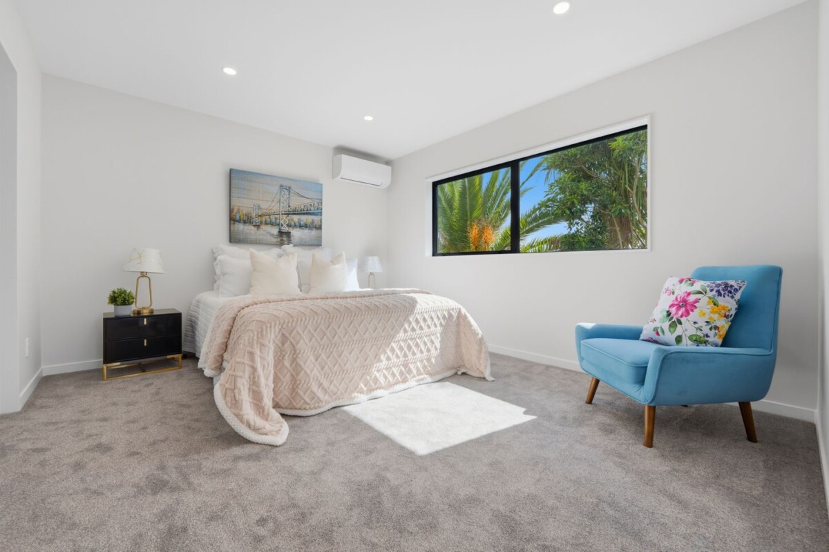 152m2 brandnew standalone 4 beds 2.5 baths home on 225m2 section, just moments from Lynn Mall, train links, parks, and local schools, 141A Seabrook Avenue, New Lynn, Auckland
