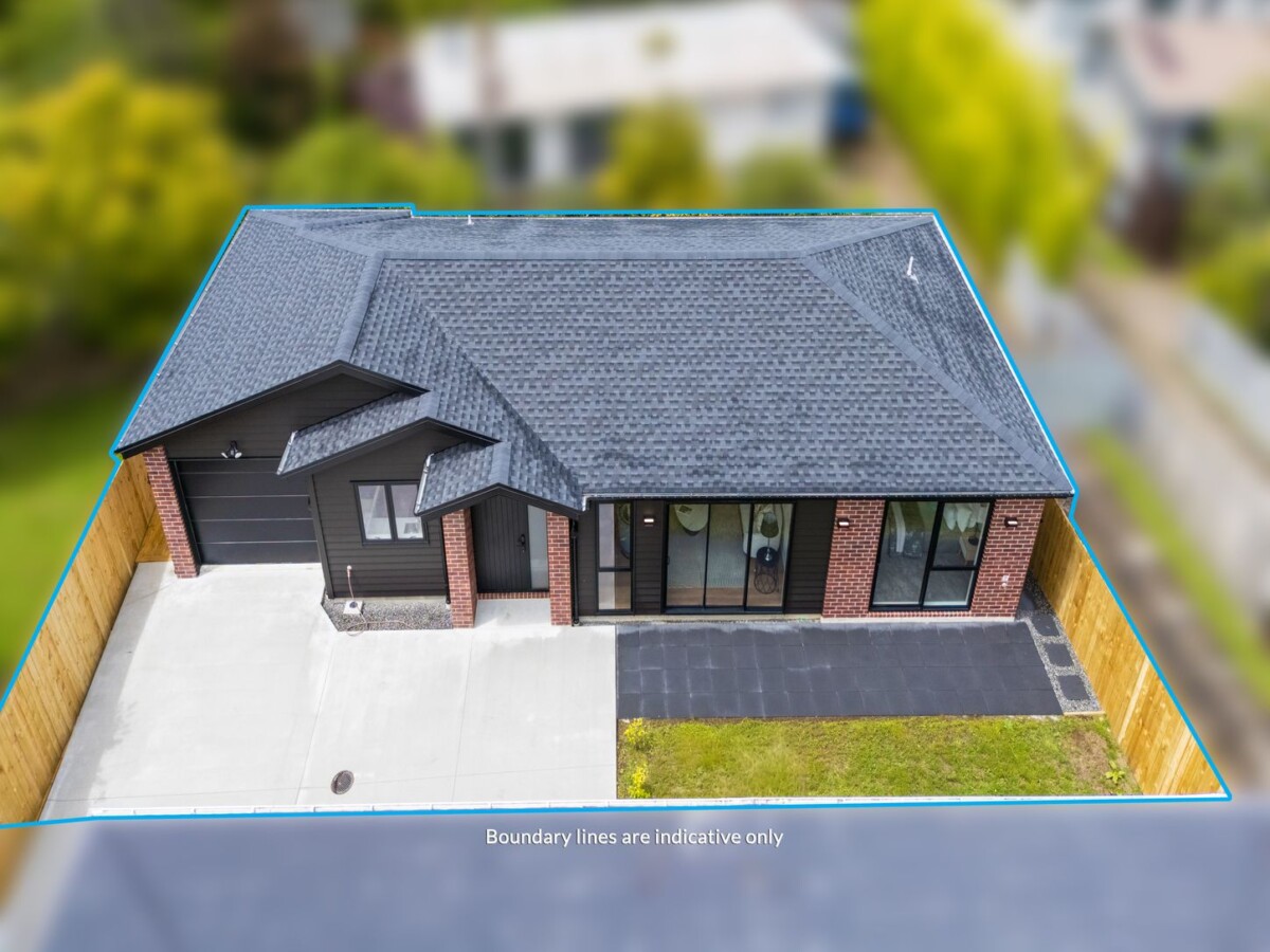 Brandnew brick and weatherboard 4 beds 2 baths house with garage on 314m2 section, Close to Park, WestCity Waitakere, Lincoln Road amenities, schools, motorwar access, 56A Fitzwater Place, Henderson, Auckland