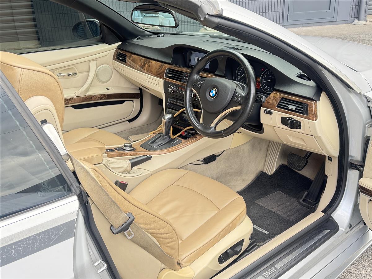2007 BMW 335i ENERGY Motorsport Twin-Turbo Convertible Automatic, 4 seats, Silver, Petrol, 2,970 cc, 110,000 km