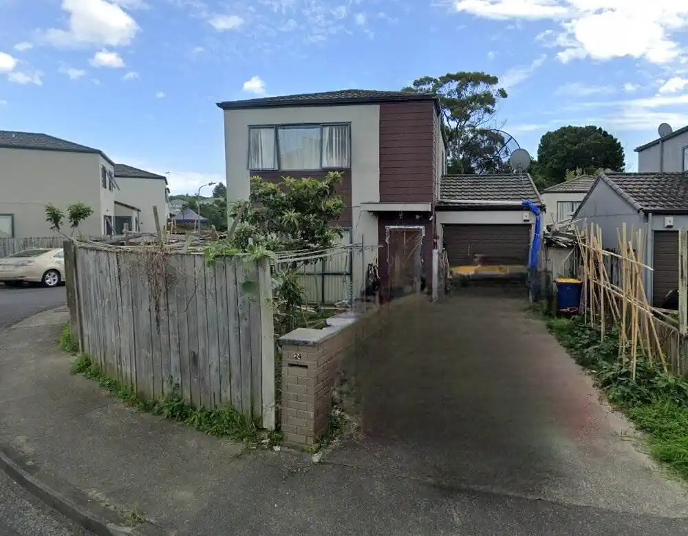 120m2 standalone 3 beds 1 bath house on 174m2 section, 0.8 km to Waitakere College, 0.9 km to Ranui School, Henderson Intermediate, 24 Rakich Place, Henderson, Auckland