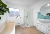 Brick and tile 3 beds house with garage on 503m2 section, close to local schools, shops, and community facilities, 3 Lanier Place, Glendene, Auckland