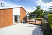 Brick and tile 3 beds house with garage on 503m2 section, close to local schools, shops, and community facilities, 3 Lanier Place, Glendene, Auckland