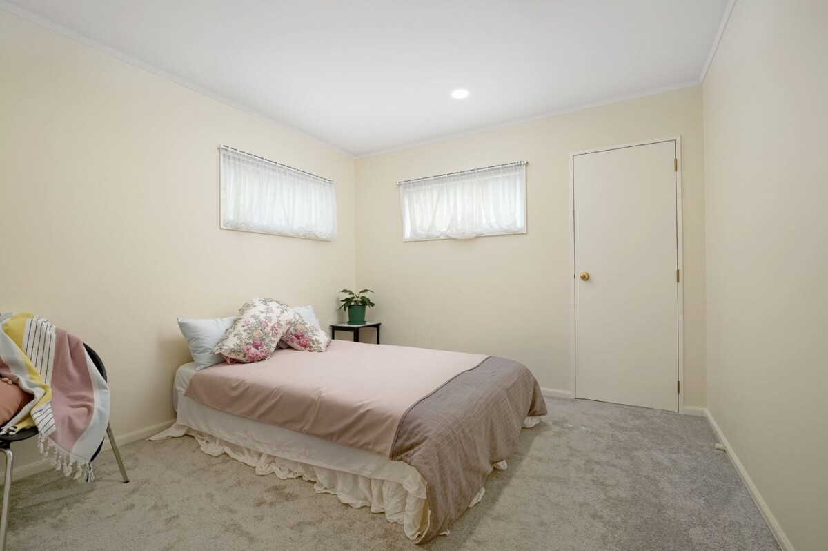 Once in 24 years, 3 beds 1 bath home with garage, move-in ready, close to transport links, local amenities, 25 Pomaria Road, Henderson, Auckland