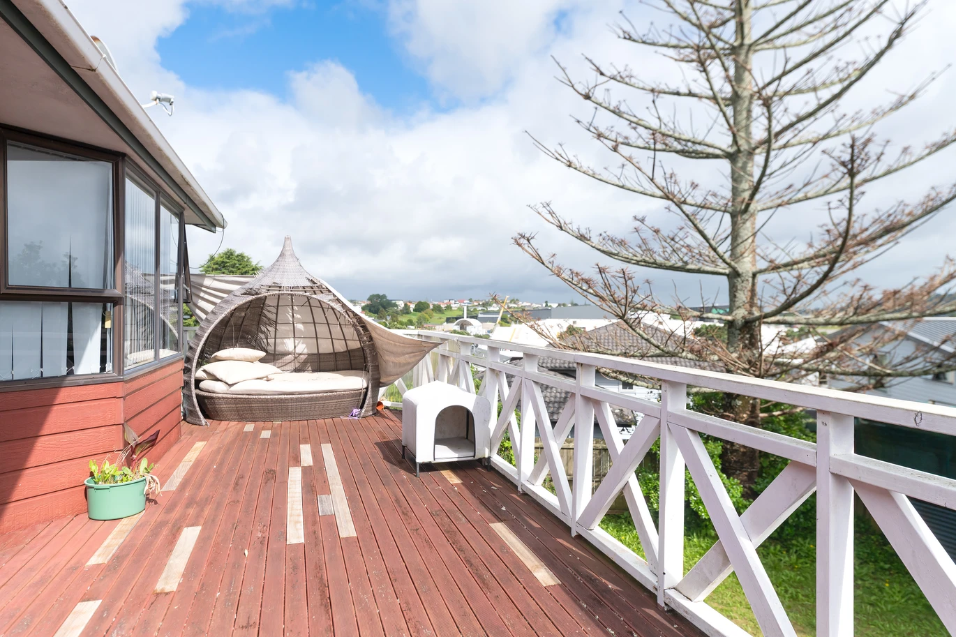 Once in 30 years, motivated vendor relocating, currently rented 3 beds house with long deck and carport, zoned for Mt Roskill Grammar School and Mt Roskill Intermediate, close to the reserve and Puketapapa / Mount Roskill, shops, motorway access, 32A Roseman Avenue, Mount Roskill, Auckland