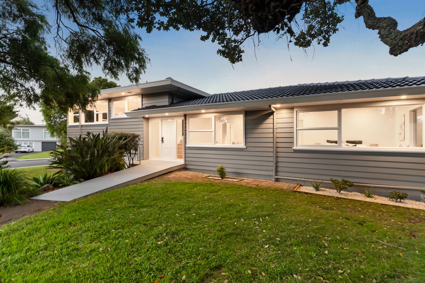 Renovated 4 beds 2 baths house on 733m2 section, Zoned for Westlake Girls High School and close to shops, supermarkets, sports facilities, motorway access, and just metres from Takapuna Golf Course, 20 Marywil Crescent, Hillcrest, Auckland