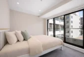 Auckland Girls’ Grammar School zone, Pet-friendly, 90m2 freehold 2 beds 2 baths apartment with car park, Underfloor heating in all bathrooms, Total Approx. 104sqm including 3 separate balconies, 813/47 Beach Road, City Centre, Auckland