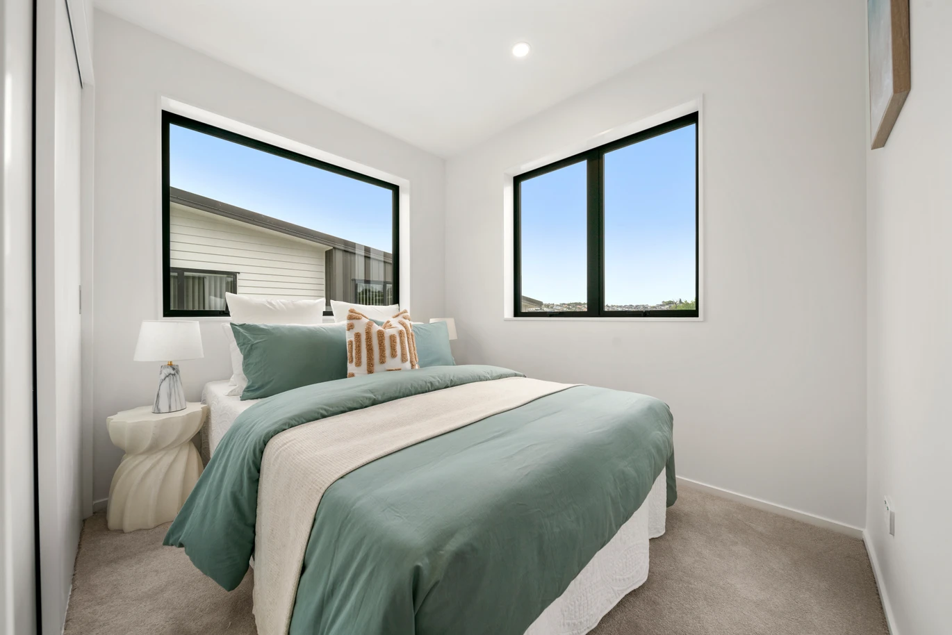 10-Year Stamford Building Warranty, 125m2 Brandnew freehold 3 beds 2.5 baths home with garage, close to schools, Westfield Albany, Massey University, motorway access, Lot 4/13 Rengarenga Rise, Fairview Heights, Auckland