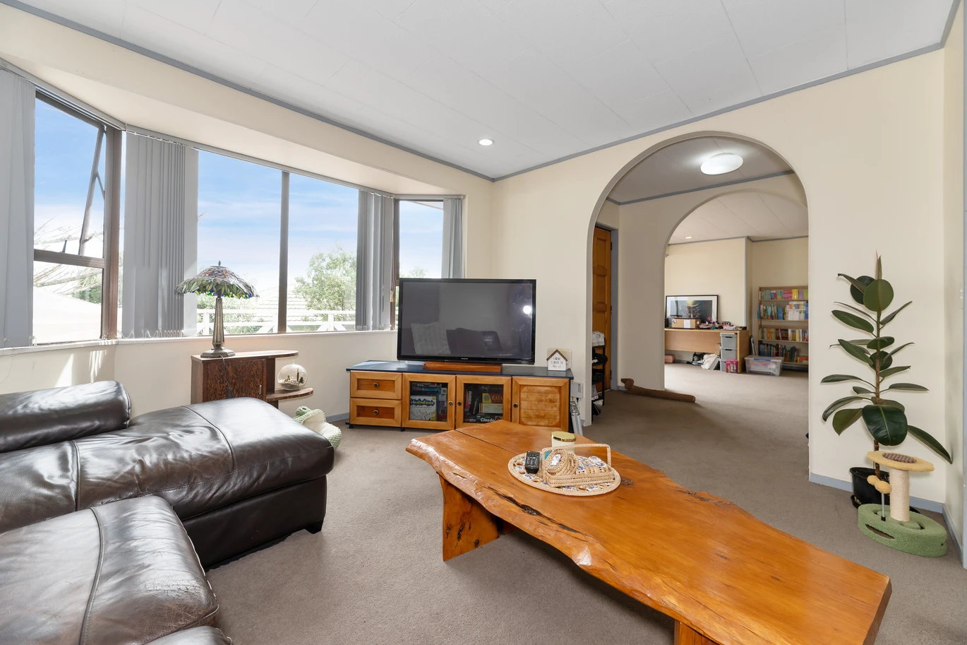 Once in 30 years, motivated vendor relocating, currently rented 3 beds house with long deck and carport, zoned for Mt Roskill Grammar School and Mt Roskill Intermediate, close to the reserve and Puketapapa / Mount Roskill, shops, motorway access, 32A Roseman Avenue, Mount Roskill, Auckland