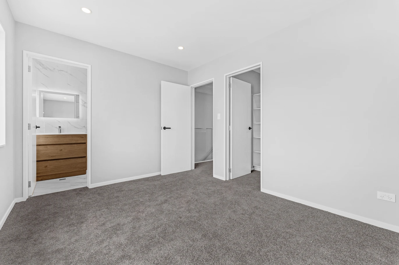 Brandnew freehold 3 beds 3.5 baths home with 3 ensuites and garage, walks to Highland Park Shopping Centre,, zoned for Howick Primary, Howick Intermediate, and Pakuranga College, 4/24 (Lot 6) Aberfeldy Avenue , Highland Park, Auckland