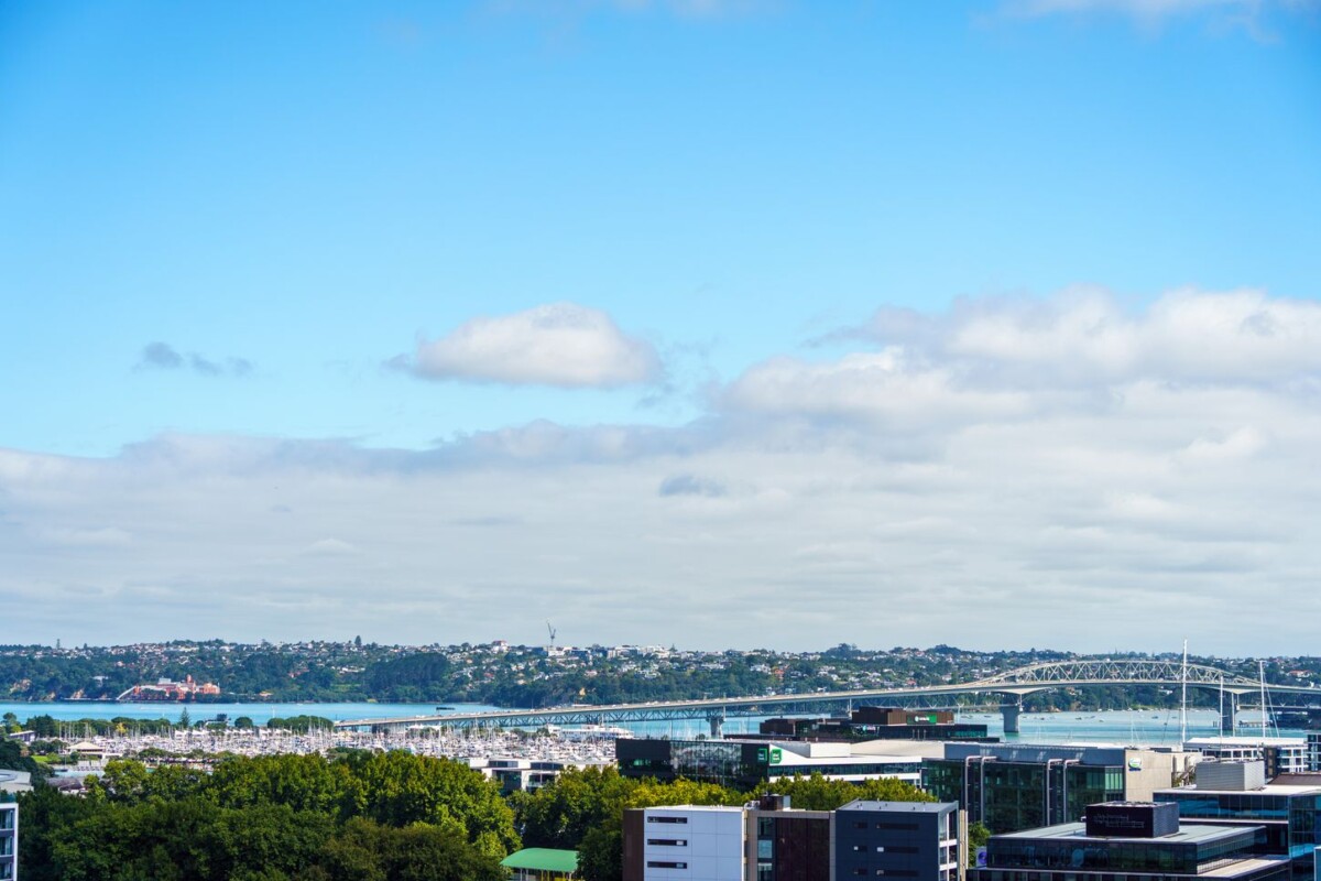 Currently rented, 2 beds 1 bath apartment, Walking distance to Auckland Art Gallery and Victoria Park, 824/72 Nelson Street, Auckland Central, Auckland