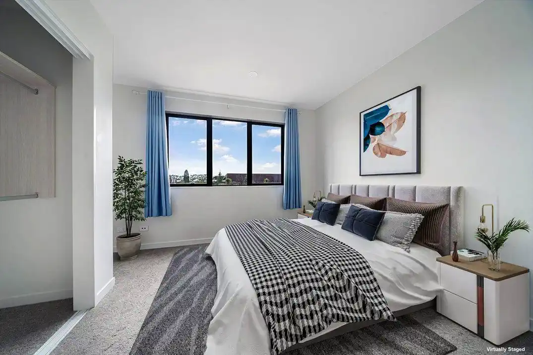 Freehold 2 beds 1.5 bath home with car park on 100m2 section, 0.1 km to Kauri Flats School, 1.3 km to Cosgrove School, 2 km to Papakura High School, 11 Kaha Road, Takanini, Auckland
