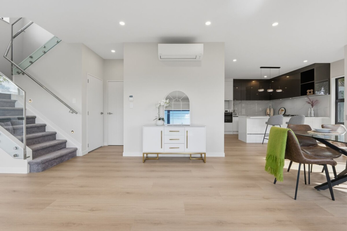 152m2 brandnew standalone 4 beds 2.5 baths home on 225m2 section, just moments from Lynn Mall, train links, parks, and local schools, 141A Seabrook Avenue, New Lynn, Auckland