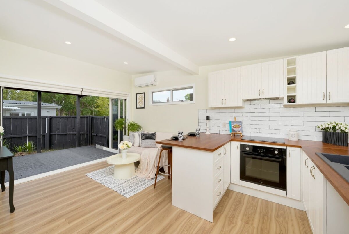 Renovated 1 bed 1 bath 1 carport home with a separate workshop, thw workshop is potential to convert into a sleepout, close to schools, WestCity shopping centre, 3/176 Henderson Valley Road, Henderson, Auckland