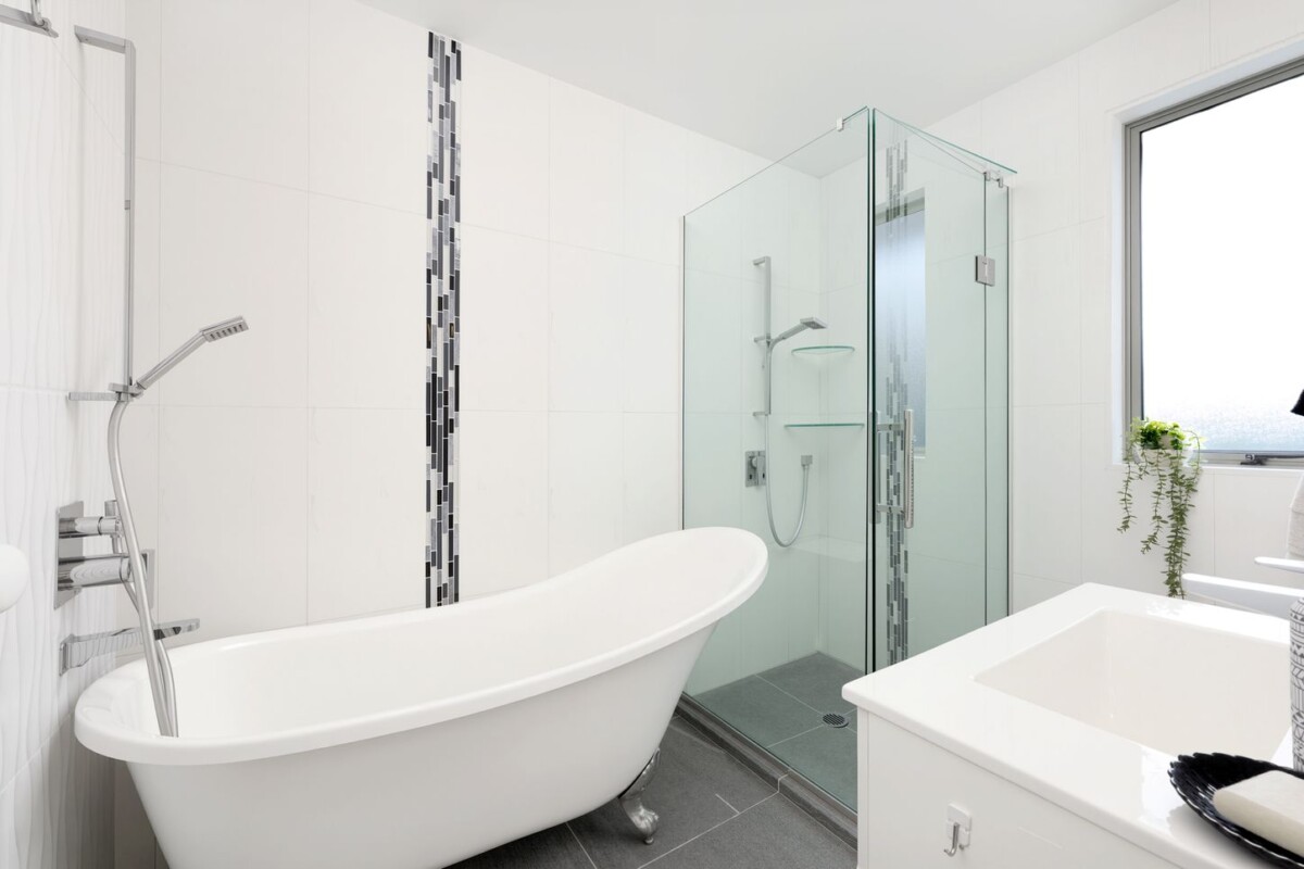 Owners Have Built Their New House, 140m2 3 beds 2 baths house on 410m2 section, with Kelston’s cafes, shops and services nearby, and LynnMall just a short drive away, 28 Heversham Place, Glendene, Auckland