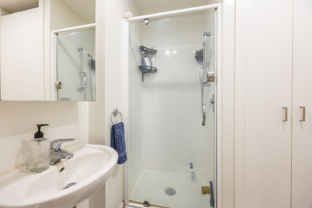 Auckland Girls Grammar School zone, 48m2 Freehold 2 beds 1 bath apartment, Nestled close to local schools and a variety of restaurants, 1115/53 Cook Street, Auckland Central, Auckland