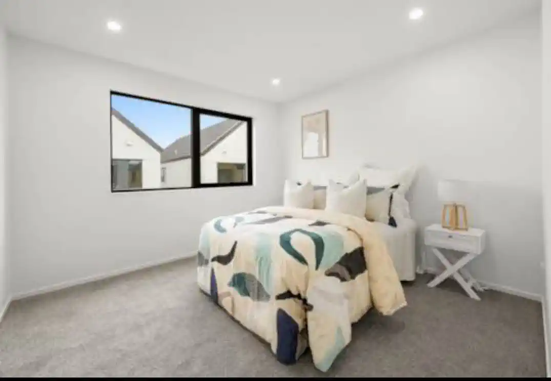 177m2 standalone 4 beds 3 baths house with garage, in the heart of the sought-after Karaka Village, 14 Murray Grey Lane, Karaka, Auckland