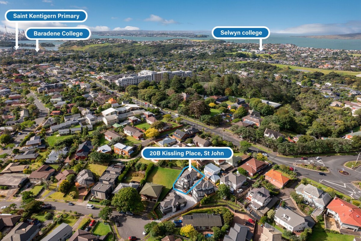 244m2 brandnew standalone freehold 4 beds 3.5 baths house with double garage, minutes from East Beach and schools, close to Remuera Golf Club, Meadowbank Shopping Centre, Lunn Avenue, and supermarkets, 20B Kissling Place, St Johns, Auckland