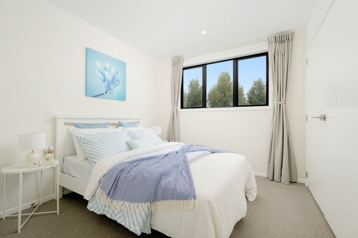 3 beds 1.5 bath home with car park, Crafted by G.J. Gardner Homes and backed by a Master Build Guarantee, Zoned for Glen Eden Intermediate and Green Bay High School, 22 Tokai Place, Glen Eden, Auckland