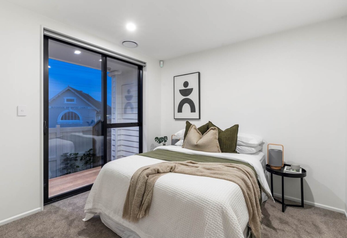 Motivated vendor ready to meet the market, 10-Year Halo Build Guarantee, 141m2 3 beds + office 2 baths home with garage, approximately 350m from Blockhouse Bay Village with its cafés, supermarkets and local amenities, 0.5 km to Blockhouse Bay School, 0.7 km to Blockhouse Bay Intermediate, 1.2 km to Lynfield College, 465C Blockhouse Bay Road, Blockhouse Bay, Auckland