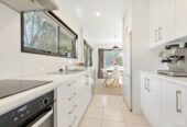 3 beds house with carport, 0.4 km to Glenavon School, 0.5 km to Chaucer School, 0.9 km to Blockhouse Bay Intermediate, 1.7 km to Lynfield College, 25a Matata Street, Blockhouse Bay, Auckland