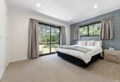 3 beds house with carport, 0.4 km to Glenavon School, 0.5 km to Chaucer School, 0.9 km to Blockhouse Bay Intermediate, 1.7 km to Lynfield College, 25a Matata Street, Blockhouse Bay, Auckland