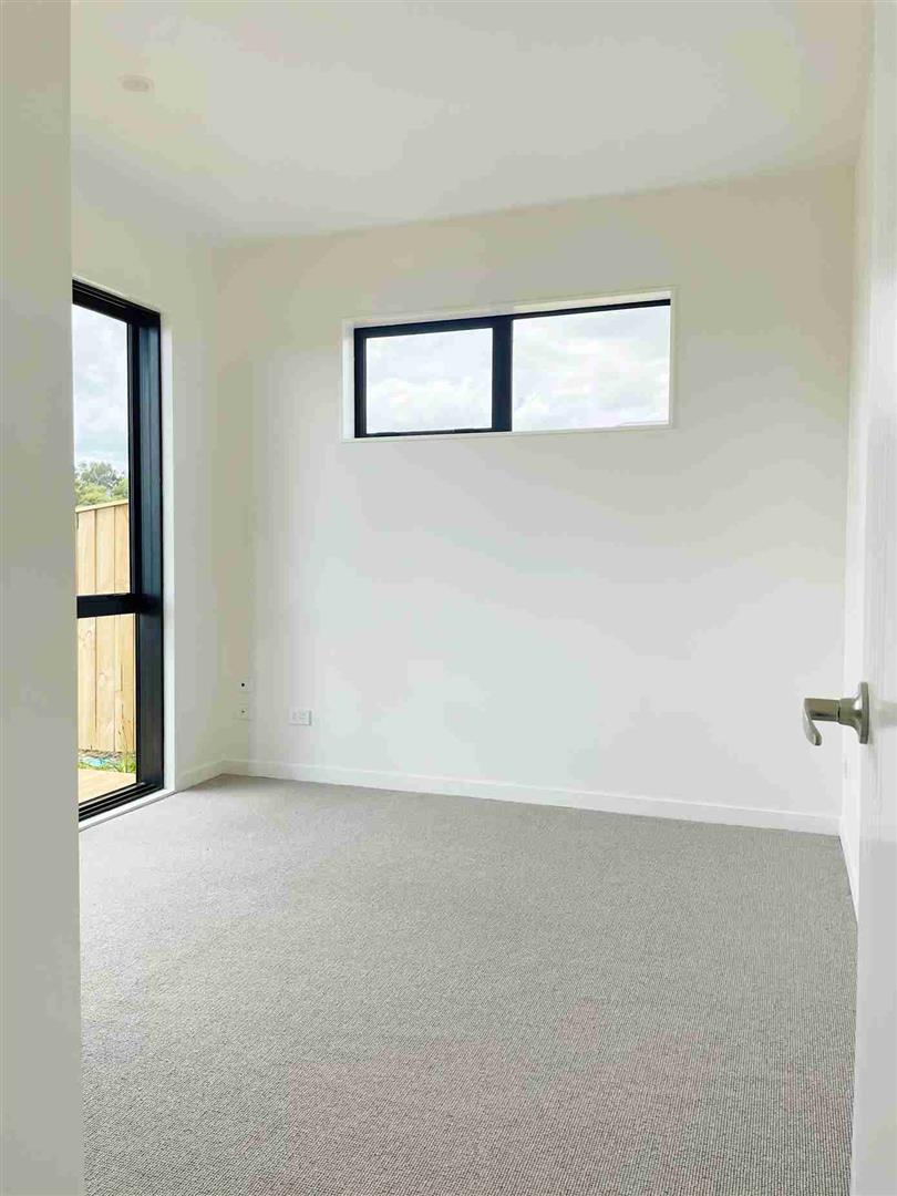 10 Year Builder Guarantee, Brandnew 2 beds + study 1 bath home with 2 car parks on 178m2 section, Close to shops, cafes, schools, and other amenities, 234 Bremner Road, Drury, Auckland
