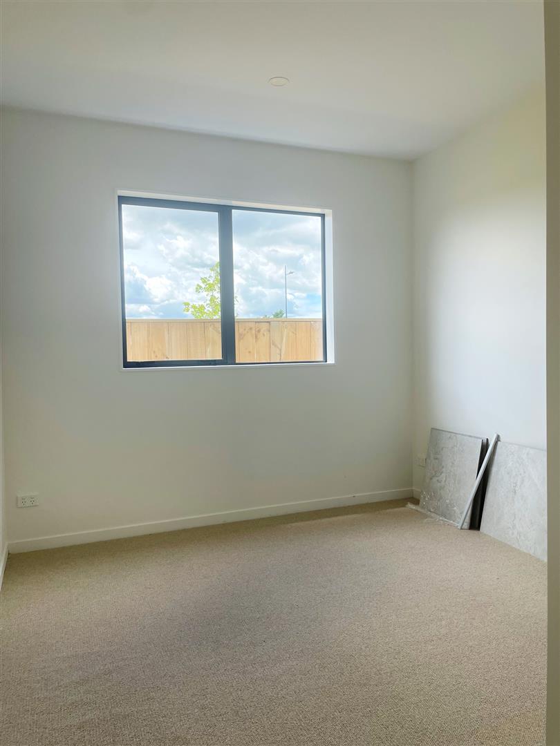10 Year Builder Guarantee, Brandnew 2 beds + study 1 bath home with 2 car parks on 175m2 section, Close to shops, cafes, schools, and other amenities, 8 Ihi Place, Drury, Auckland