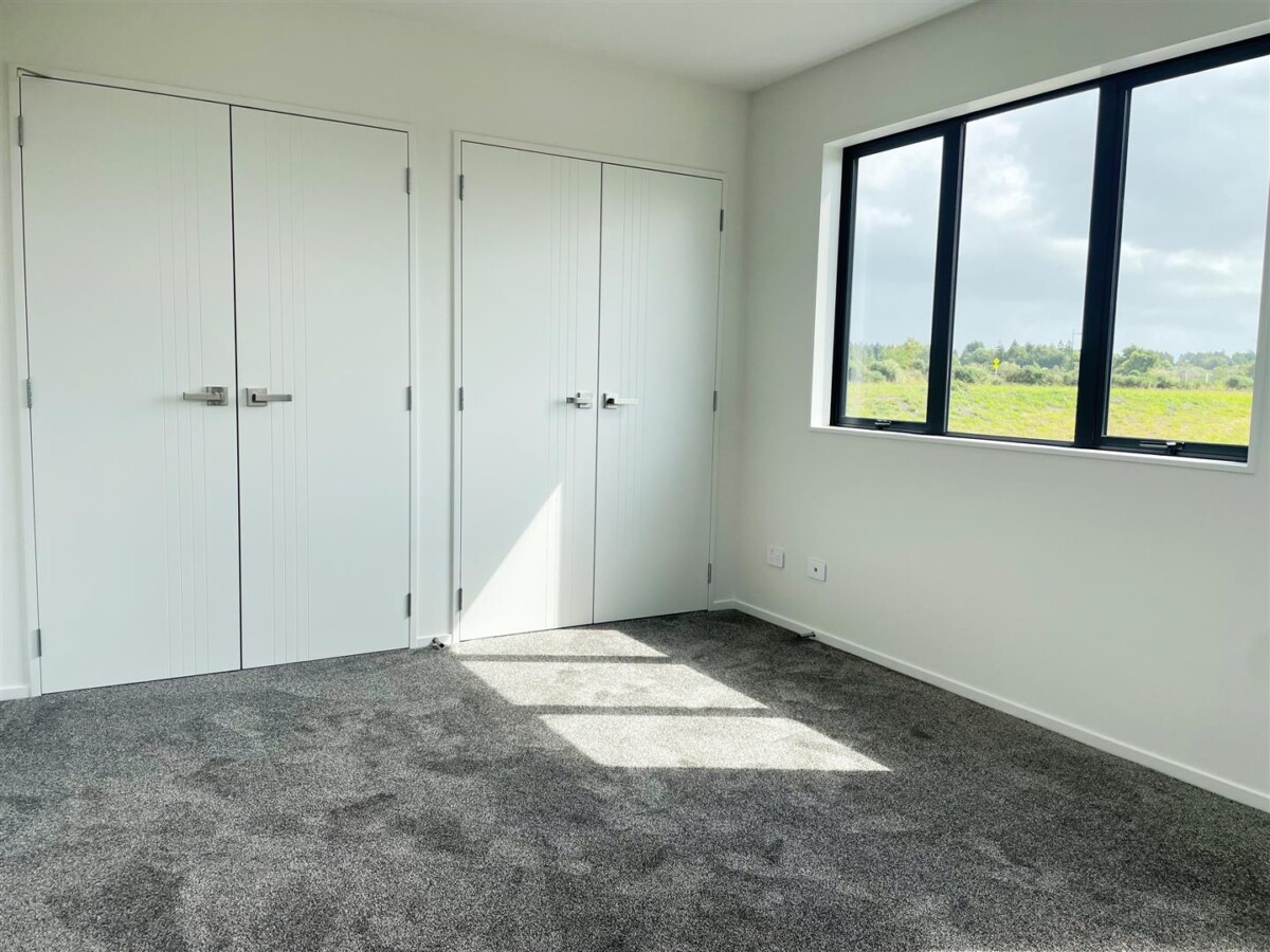 10 Year Master Build Guarrantee, Brandnew 2 beds + study 1.5 baths home with 2 car parks on 124m2 section, Close to schools and local amenities, 6 Harikoa Way, Drury, Auckland