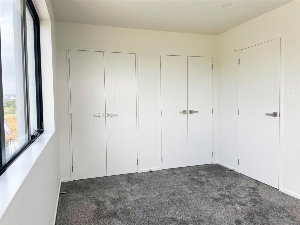 10 Year Master Build Guarrantee, Brandnew 2 beds + study 1.5 baths home with 2 car parks on 124m2 section, Close to schools and local amenities, 6 Harikoa Way, Drury, Auckland