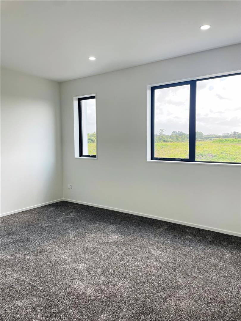 10 Year Master Build Guarrantee, Brandnew 2 beds + study 1.5 baths home with 2 car parks on 137m2 section, Close to schools and local amenities, 8 Harikoa Way, Karaka, Auckland
