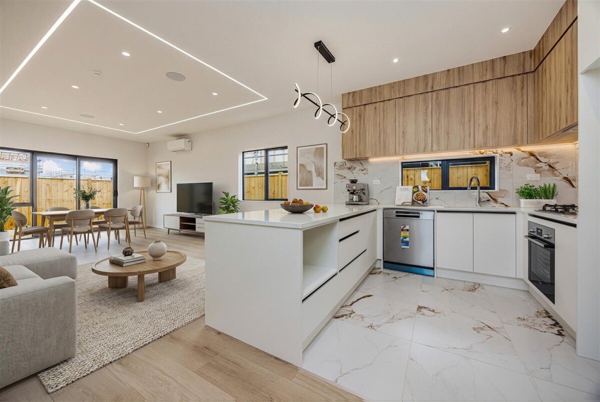 10-Year Master Build Guarantee , 137m2 Brandnew 4 beds 2 baths house with garage on 273m2 section, large deck, Underfloor heating in bathrooms, Easy access to shops, schools, and motorway links, 14 Marino Street, Drury, Auckland