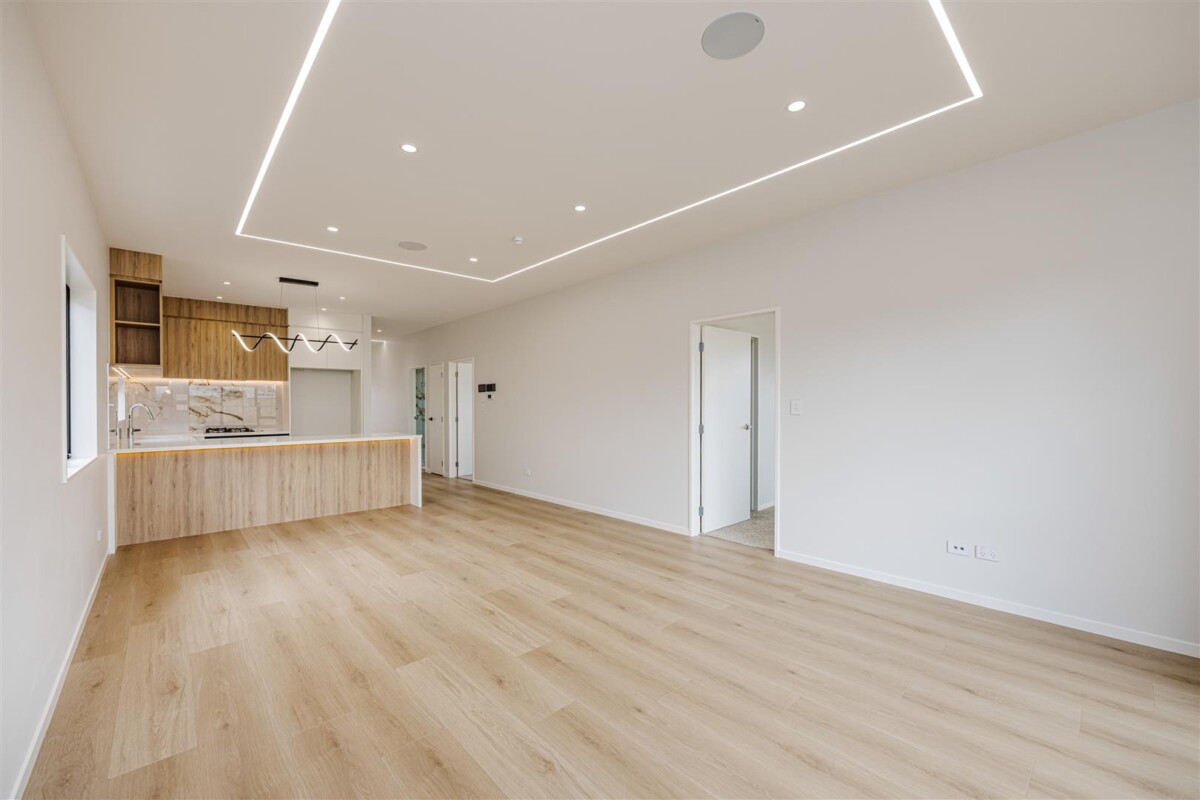10-Year Master Build Guarantee , 137m2 Brandnew 4 beds 2 baths house with garage on 273m2 section, large deck, Underfloor heating in bathrooms, Easy access to shops, schools, and motorway links, 14 Marino Street, Drury, Auckland