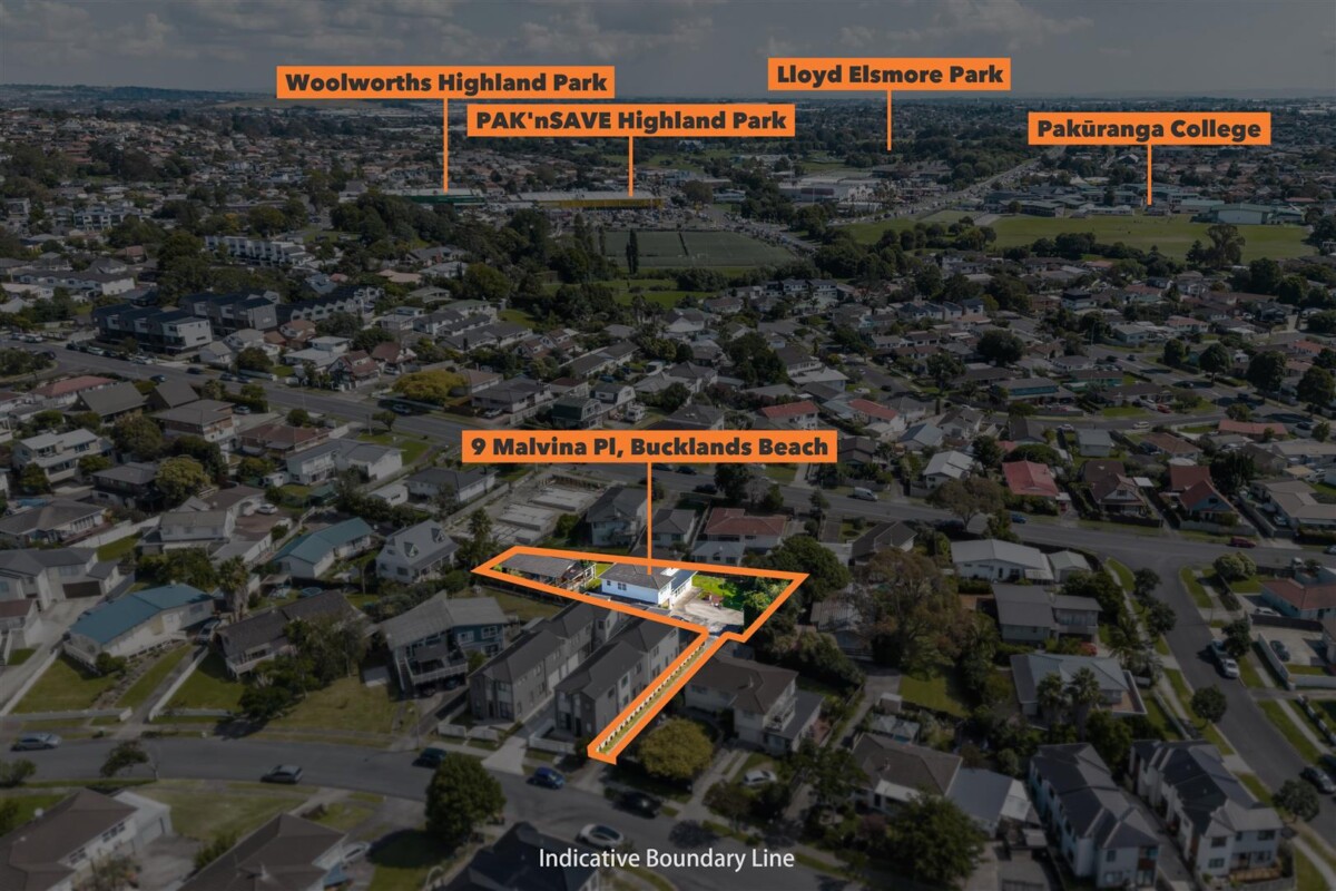 6 beds 3.5 baths house with garage on 959m2 section, Zoned for excellent schools including Macleans Primary School, Howick Intermediate, and Pakuranga College, 9 Malvina Place, Bucklands Beach, Auckland