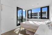 Double Grammar school zone, 53m2 Freehold 2 beds (1bed + 1 flexi room) 1 bath apartment, 0.9 km to Auckland Girls’ Grammar School, 1.7 km to Auckland Grammar, 1406/438 Queen Street, City Centre, Auckland