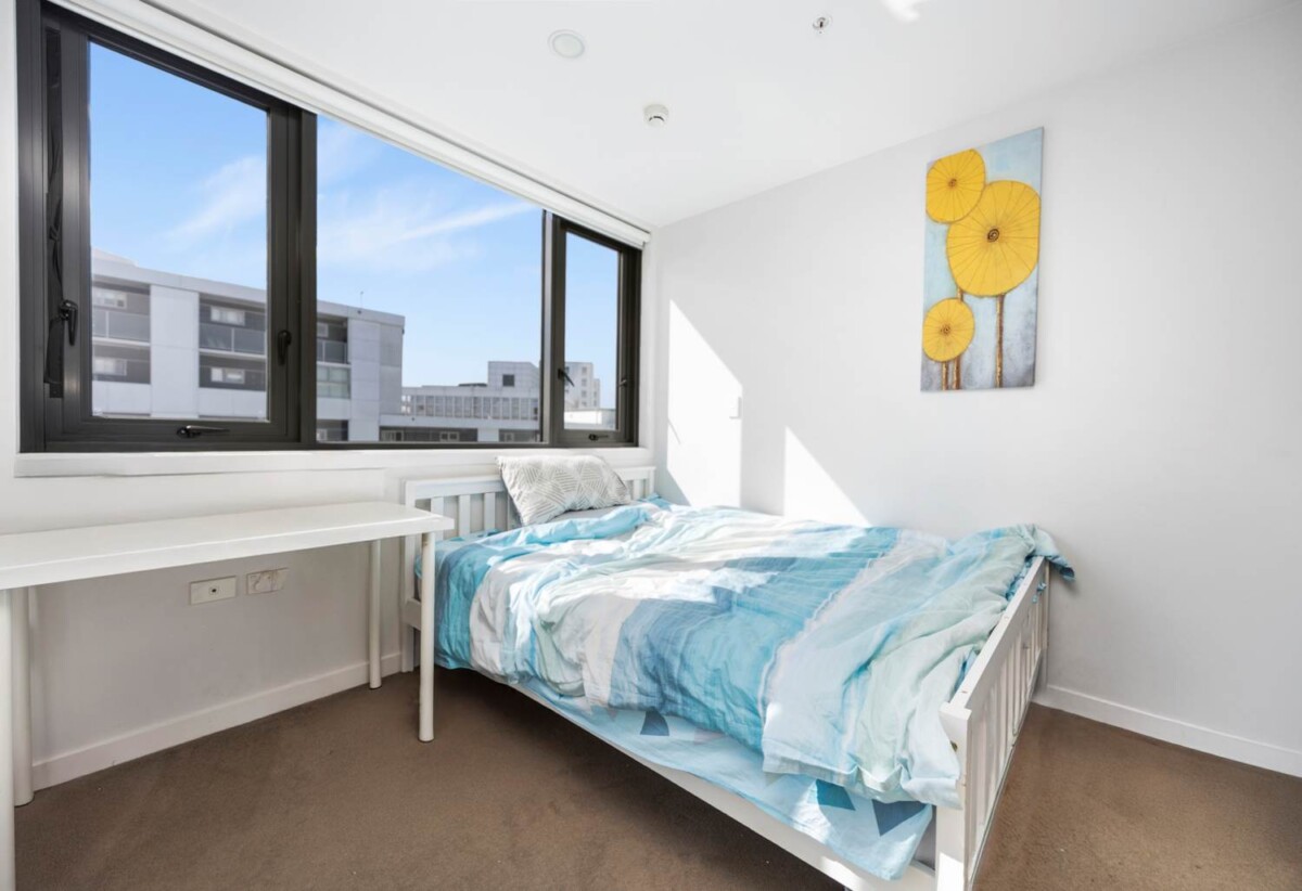 Double Grammar school zone, 53m2 Freehold 2 beds (1bed + 1 flexi room) 1 bath apartment, 0.9 km to Auckland Girls’ Grammar School, 1.7 km to Auckland Grammar, 1407 438 Queen Street, City Centre, Auckland
