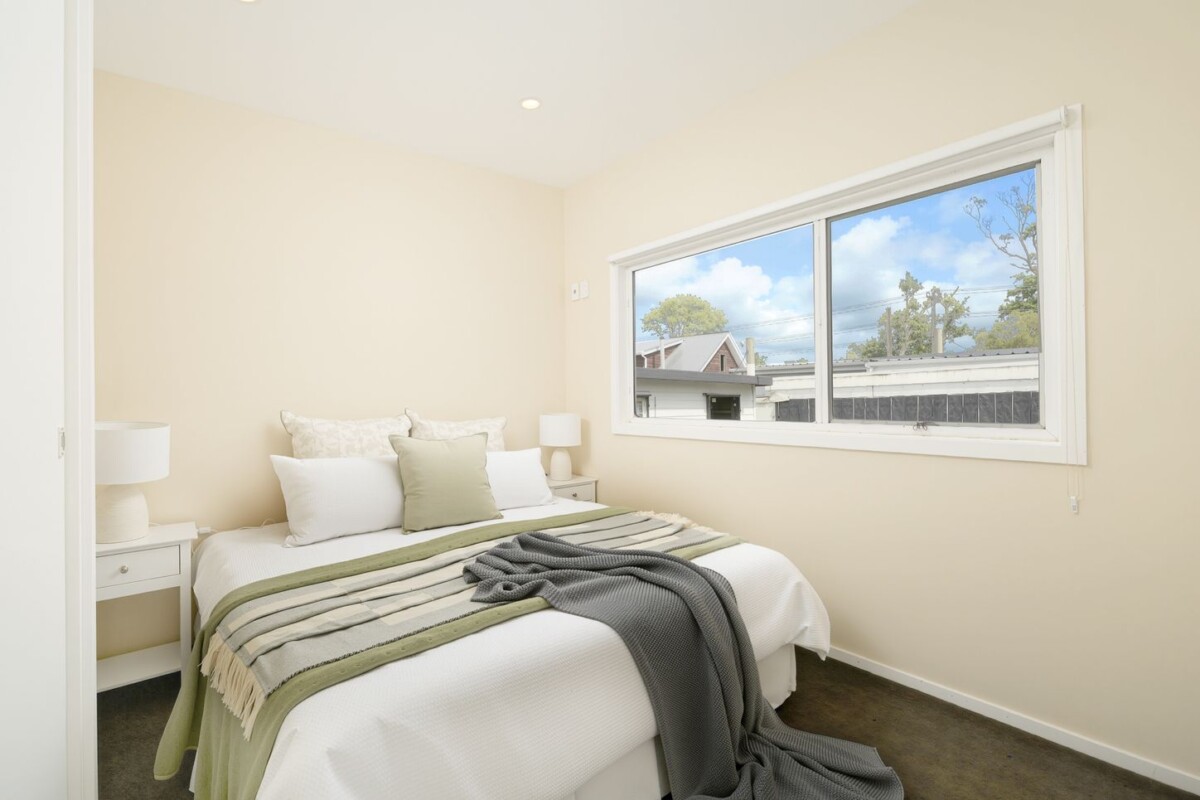 Renovated 1 bed 1 bath 1 carport home with a separate workshop, thw workshop is potential to convert into a sleepout, close to schools, WestCity shopping centre, 3/176 Henderson Valley Road, Henderson, Auckland