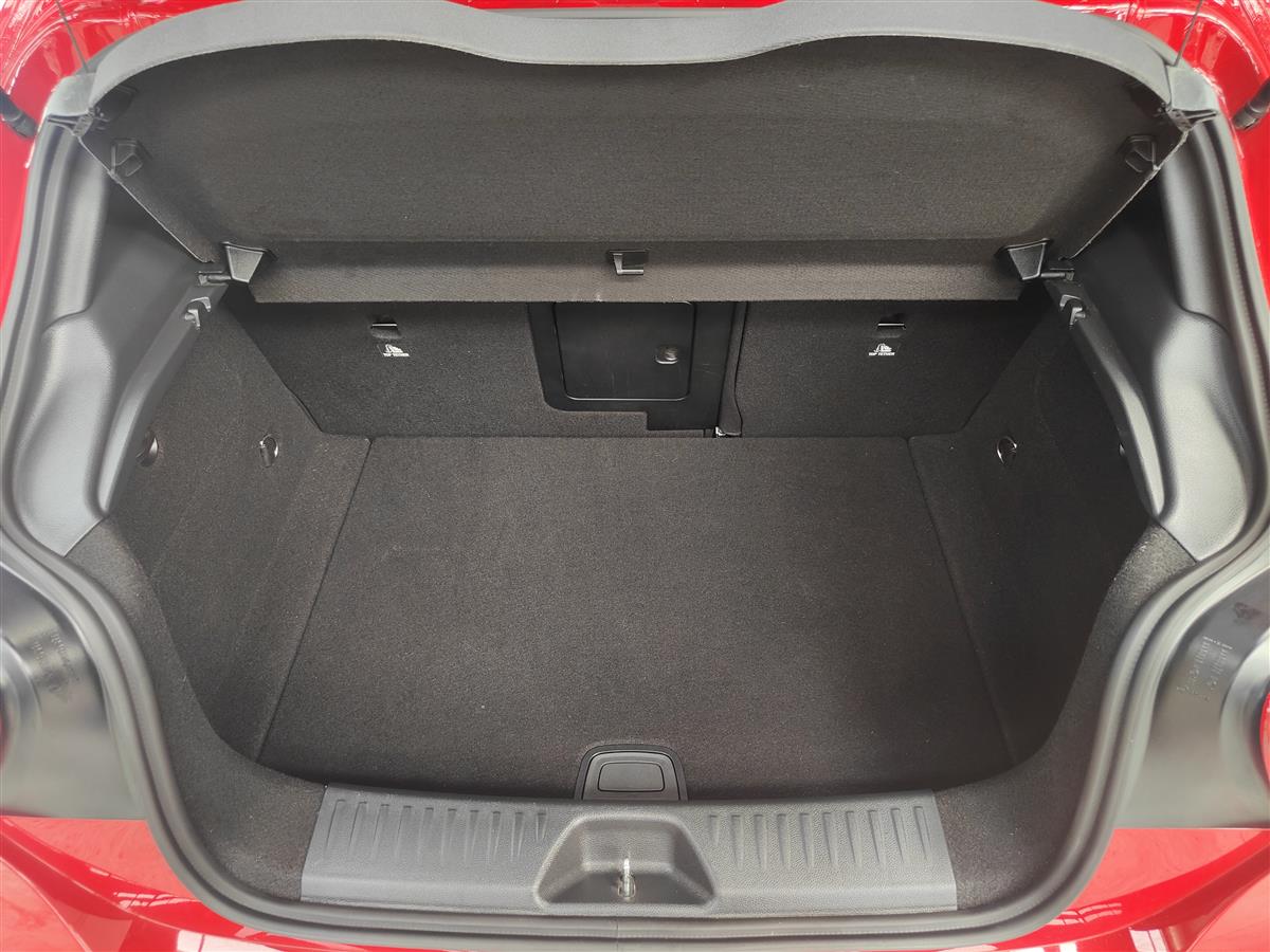 2014 Mercedes-Benz A 180 EDITION STYLE/ELECTRIC SEAT, Hatchback, Automatic, Petrol, New Import, 5 seats, 1,600 cc, 33,662 km