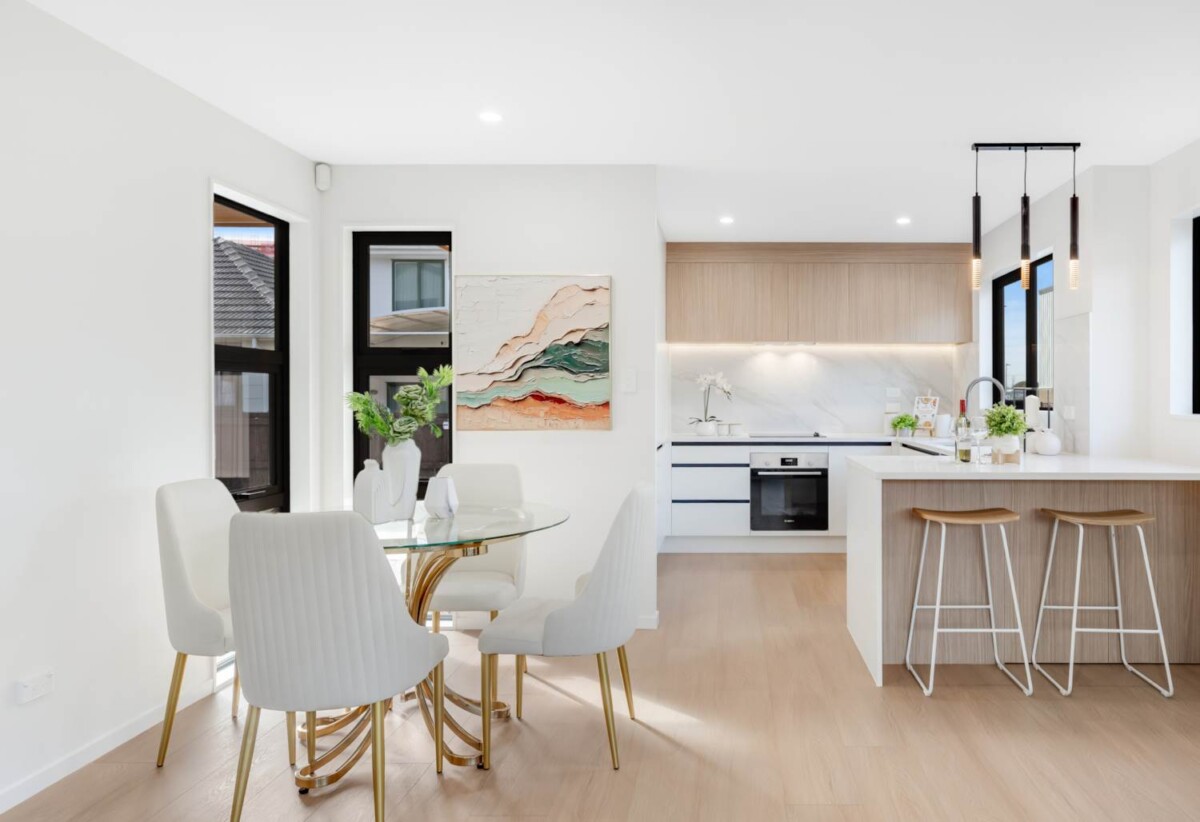 Brandnew standalone 4 beds 2.5 baths home with garage, Walking distance to Mount Wellington Domain, Close to Panmure and Sylvia Park Shopping Centre, 0.1 km to Panmure District School, Lt 3/5 Malone Road, Mt Wellington, Auckland