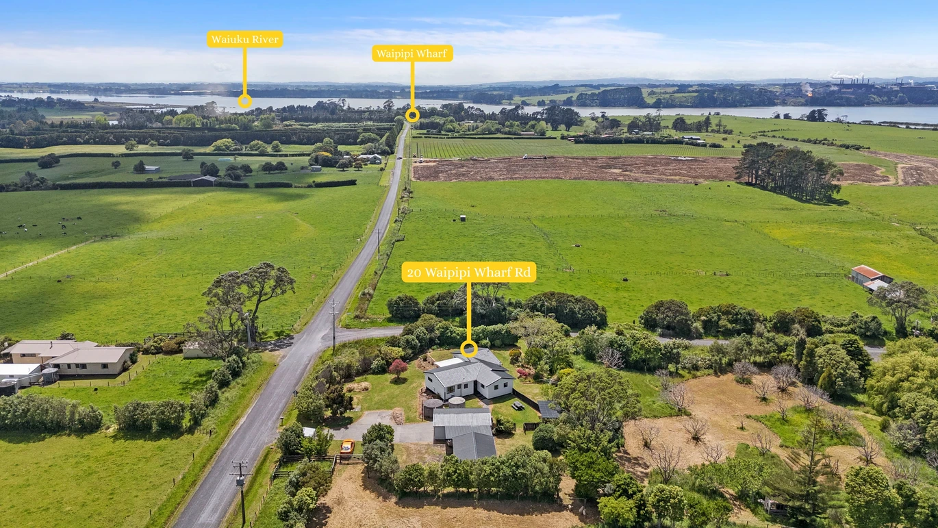 Freshly refurbished 4 beds 1 bath lifestyle house on 1.4ha section, near Karioitahi Beach and Clarks Beach, with beaches just minutes away, 20 Waipipi Wharf Road, Waiuku, Auckland