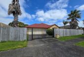 For rent, GARAGE NOT INCLUDED, Refreshed 3 Beds 2 baths house, available now, 116 Burswood Drive, Burswood, Auckland