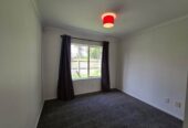 For rent, GARAGE NOT INCLUDED, Refreshed 3 Beds 2 baths house, available now, 116 Burswood Drive, Burswood, Auckland