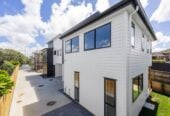 Double Westlake school zone, Brandnew freehold 4 beds 2.5 baths home with garage, close to schools, shopping centres, beach, motorway access, 0.2 km to Forrest Hill School and Westlake Boys’ High School, 0.9 km to Westlake Girls’ High School, 67D Forrest Hill Road, Milford, Auckland