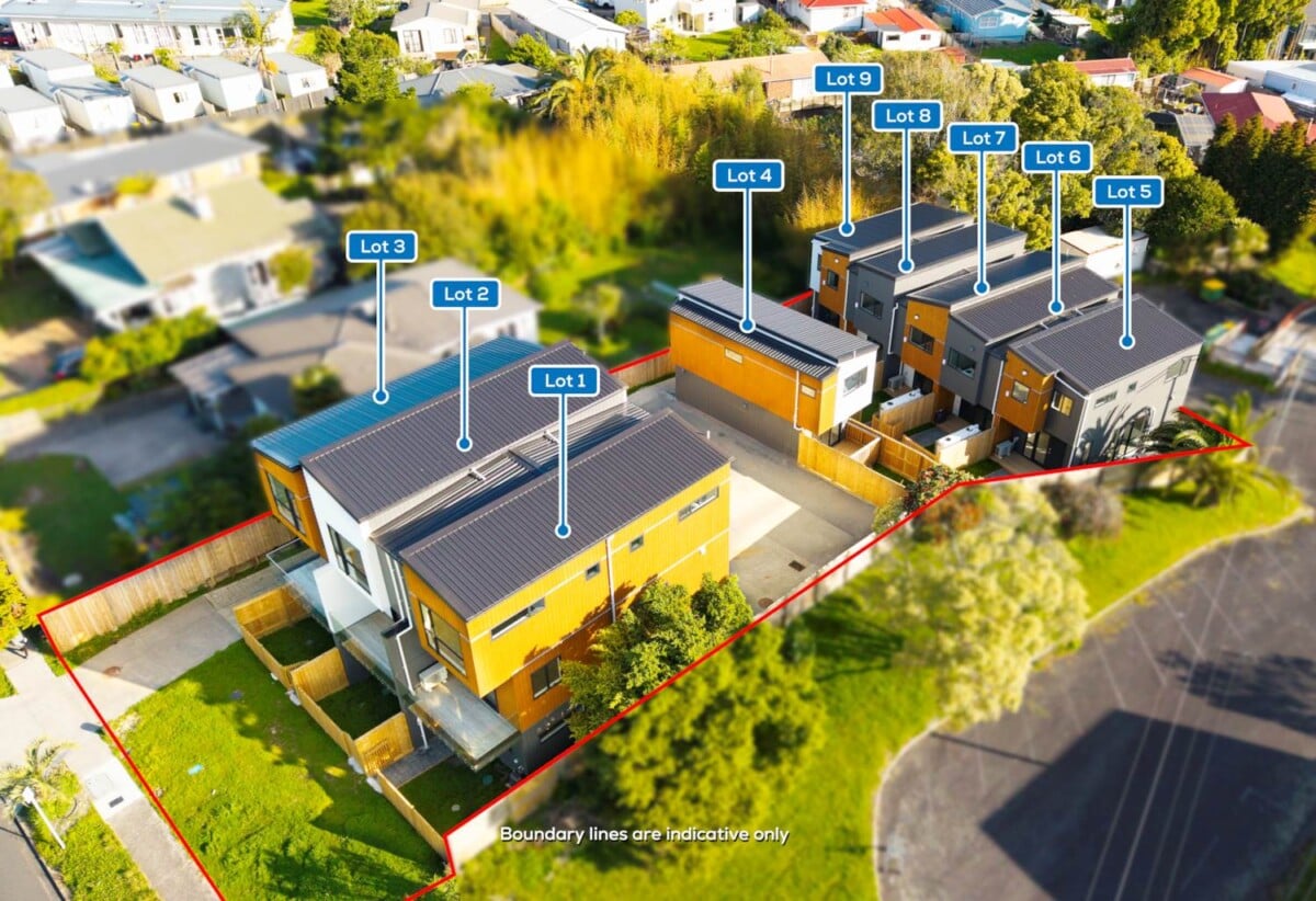 Urgent Sale! Present Any Offer, Lot6-8, 2 beds asking $560,000 each, Lots 1–3, brandnew 3 beds 2 baths with garage, brandnew 2 beds 1.5 baths with car park, walks to schools, Henderson Shopping Complex, 0.4 km to Henderson School, 1.1 km to Henderson High School, 1.6 km to Rangeview Intermediate, 1-9/300 Great North Road, Henderson, Auckland