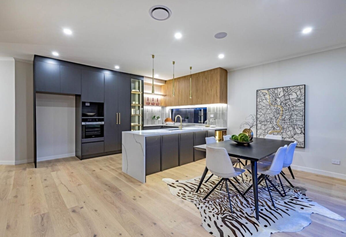 10-Year Master Build Guarantee, move-in ready, Brand-new, freehold, standalone 4 beds house on 231m2 section, Double Westlake school zones, 42D Gordon Avenue, Milford, Auckland
