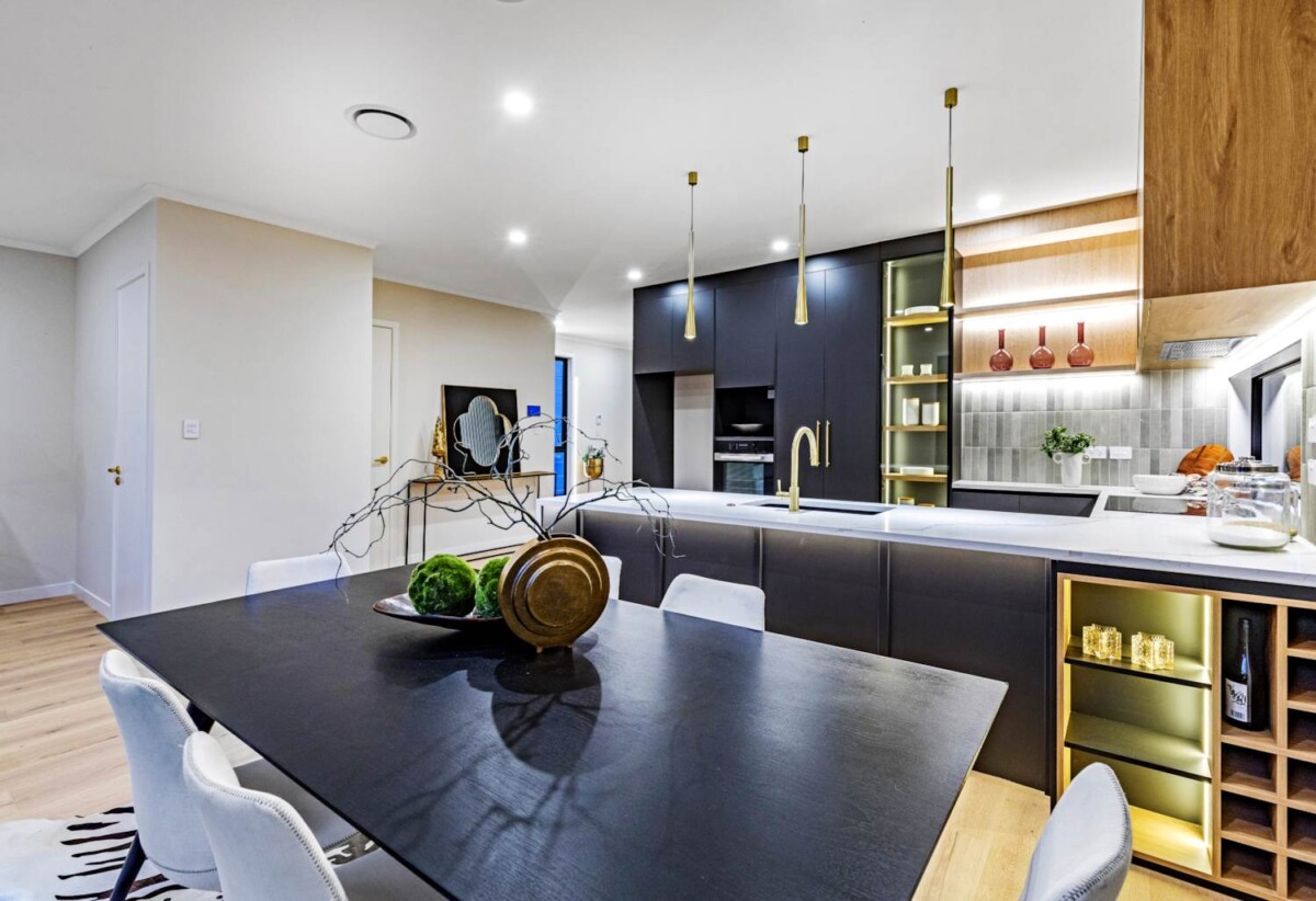 10-Year Master Build Guarantee, move-in ready, Brand-new, freehold, standalone 4 beds house on 231m2 section, Double Westlake school zones, 42D Gordon Avenue, Milford, Auckland