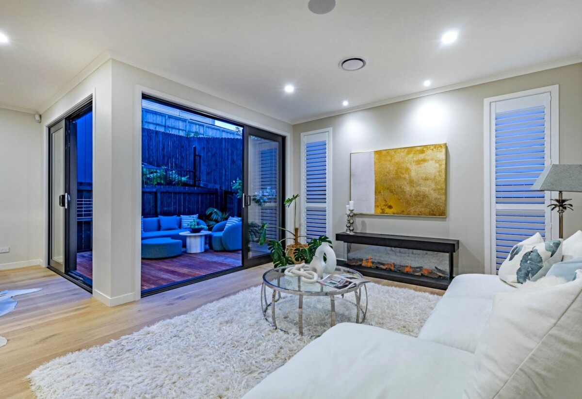 10-Year Master Build Guarantee, move-in ready, Brand-new, freehold, standalone 4 beds house on 231m2 section, Double Westlake school zones, 42D Gordon Avenue, Milford, Auckland