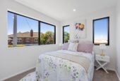 Double Westlake school zone, Brandnew freehold 4 beds 2.5 baths home with garage, close to schools, shopping centres, beach, motorway access, 0.2 km to Forrest Hill School and Westlake Boys’ High School, 0.9 km to Westlake Girls’ High School, 67D Forrest Hill Road, Milford, Auckland