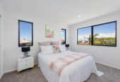 Double Westlake school zone, Brandnew freehold 4 beds 2.5 baths home with garage, close to schools, shopping centres, beach, motorway access, 0.2 km to Forrest Hill School and Westlake Boys’ High School, 0.9 km to Westlake Girls’ High School, 67D Forrest Hill Road, Milford, Auckland